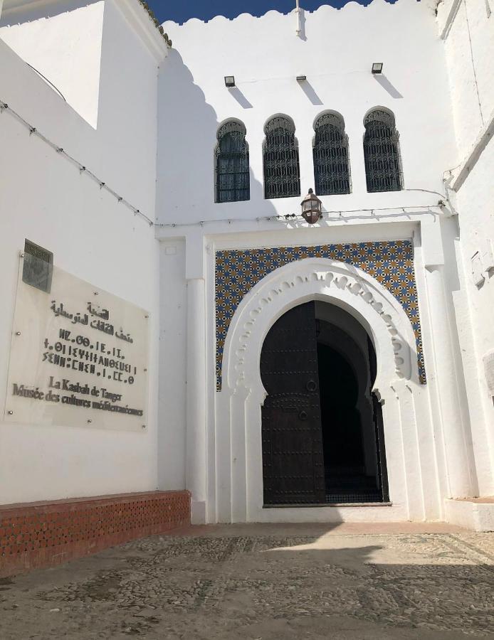 Joli Appartement Balneaire Avec Piscine Tangier Bagian luar foto